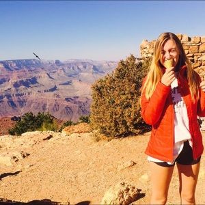 Meet your Posher, Anne